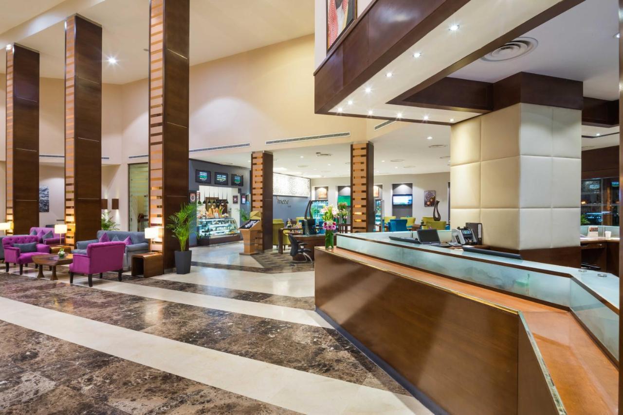 Holiday Inn Riyadh Al Qasr, An Ihg Hotel Bagian luar foto